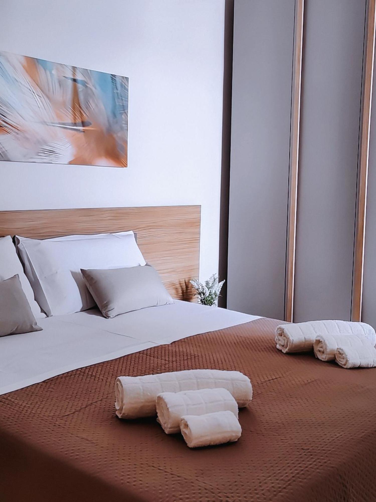 Fd Apartments - Zoe Prestigioso Appartamento Vicino Alla Stazione E Al Centro Монополи Екстериор снимка